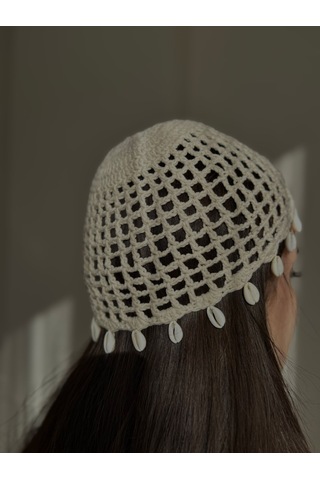 Kadın El Örgüsü Üçgen Bandana Saç Aksesuarı Bej