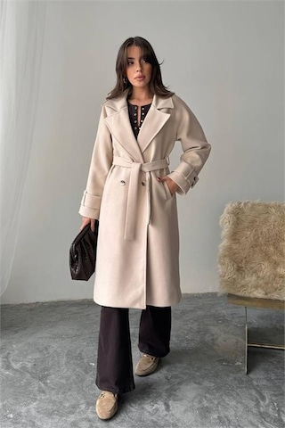 Neşeli Butik Kadın Kuşak Detaylı Astarlı Kaşe Kaban Nbg120 Bej