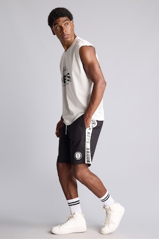 Defacto Nba Brooklyn Nets Yan Şeritli Standart Fit Şort H8284ax26aubk81 Siyah-bk81