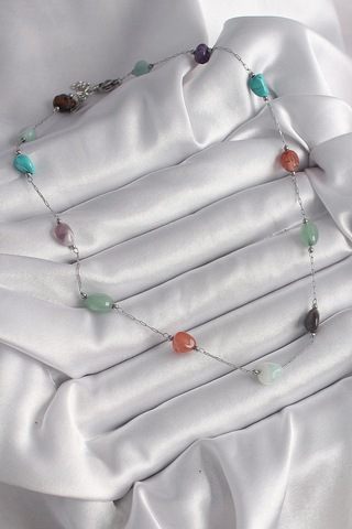 316l Çelik Gümüş Renk Zincir Renkli Doğaltaş Model Kadın Kolye Çok Renkli