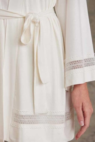 Pierre Cardin 2800 Kadın Ekru Dantelli Penye 3'lü Sabahlıklı Pijama Takım Ekru