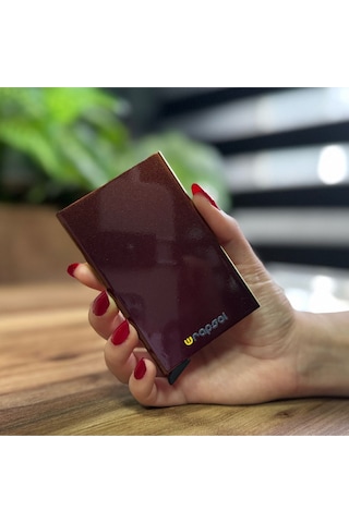 Wrapsol Mekanizmalı Kartlık Rfid Korumalı Alüminyum Otomatik Mekanizmalı Kredi Kartlık Renkli Mat Kırmızı Parlak Sonbahar Parlak Sonbahar Kahverengi