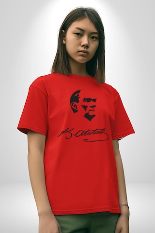Kemal Atatürk İmza Ve Silüet Pamuklu Bisiklet Yaka Kadın Erkek Oversize Boyfriend Dijital Baskılı Kırmızı T-shirt Kırmızı