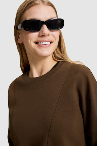 U.S. Polo Assn. Kadın Kahverengi Bisiklet Yaka Sweatshirt 50329004-vr029