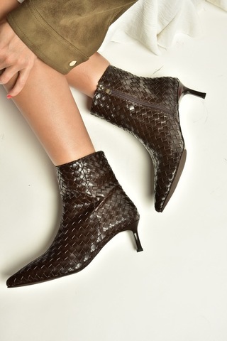 Fox Shoes Z676588909 Kahverengi Örgü Detaylı Kitten Topuklu Bilek Boy Kadın Bot
