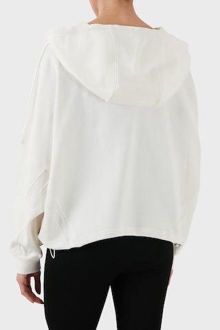 Emporio Armani Bayan Sweat 6d2m7f 2j49z 0101 Beyaz Beyaz