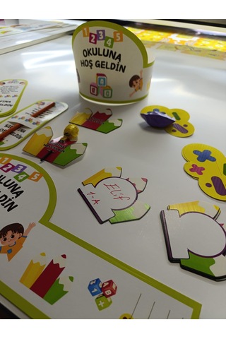 Okuluna / Sınıfına Hoş Geldin Öğrenci Tacı Ve Hediye Kartı Seti 5 Parça 12'li 05 7