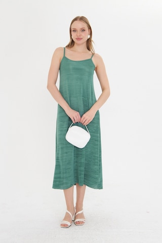 Gülkurusu Kadın Askılı Piliseli Elbise Yeşil