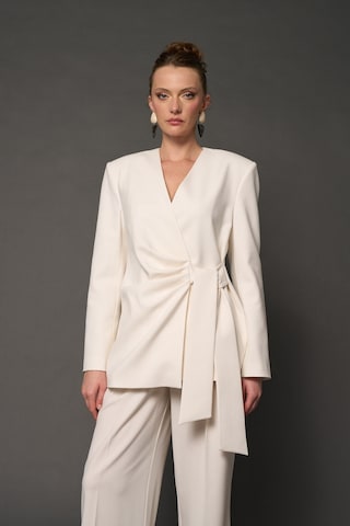 Thalure Kadın Ekru Kruvaze Bağcıklı Blazer