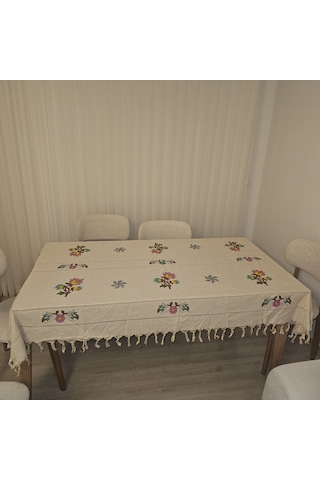 Çiçek Desenli El Baskısı El Boyaması Masa Örtüsü 150x210 Beyaz