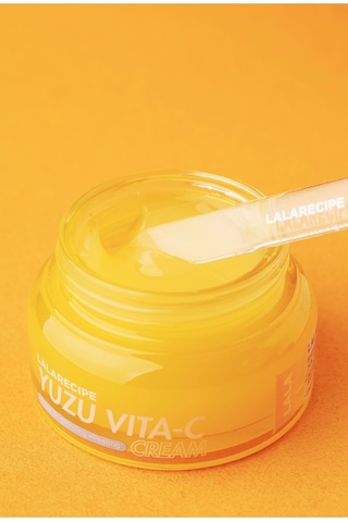 Lalarecipe %67,8 Yuzu İçeren Aydınlatıcı Bakım Kremi LALARECIPE Yuzu Vita-C Cream