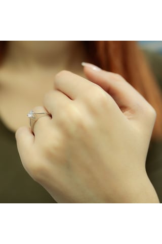 Lova F Renk 0,32 Karat Pırlanta Tektaş Yüzük - Hrd - 1050041