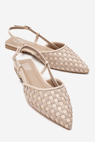 Luvishoes Chanda Bej Örgü Detaylı Sivri Burun Kadın Sandalet Bej