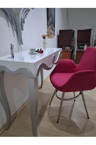 Dresuar Cnc Kabartma 90669 Model Aynalı Kelebek Kolçaklı Sandalye Ayak Parlak Beyaz Gri Renk Beyaz - Gri