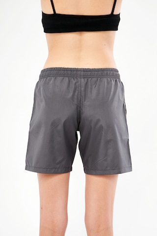 Fantasy Kadın Füme Cepli Hızlı Kuruyan Deniz Şortu Edy6110f Füme