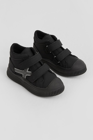 Tonny Black Esnek Termo Taban Çift Cırtlı Şerit Desenli Çocuk Unisex Siyah Spor Kısa Bot Tbrzn015 Siyah
