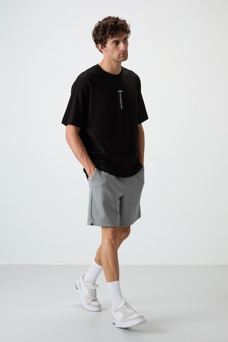 Air Jones Tommy Life Siyah %100 Pamuk Kalın Yumuşak Dokulu Oversize Fit Baskılı Erkek T-shirt - 88360 Siyah
