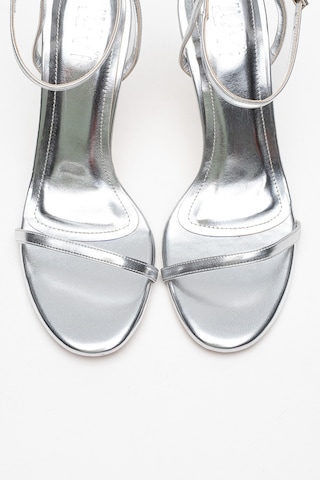 Jasmin Gümüş Cilt Tek Bantlı Kadın Topuklu Ayakkabı Gümüş