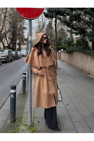 Laluvia Camel Çıkarılabilir Kapüşon Detaylı Pelerinli Trençkot - 85179 Camel