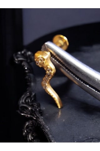 Yılan Model Altın Renk Helıx Tragus Conch Piercing