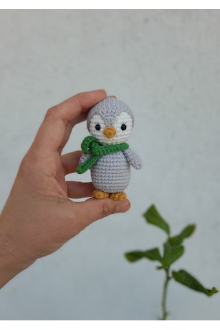 Amigurumi Penguen Anahtarlık Açık Gri