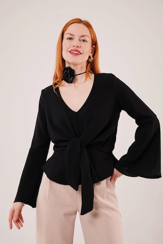 Defymoda Ön Bağlamalı Volan Kol Siyah Bluz Siyah