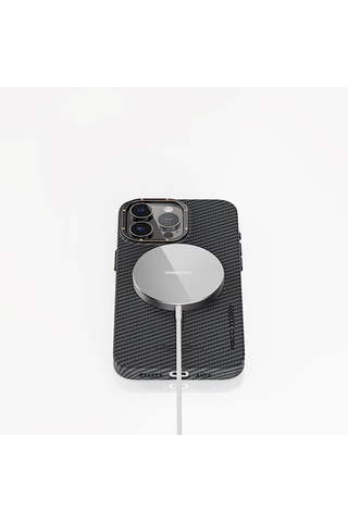 Apple Uyumlu iPhone 15 Plus Kılıf Recci Machinist Serisi Magsafe Şarj Özellikli Magnetik Karbon Kapak