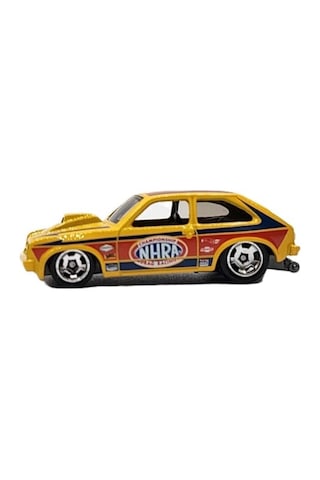 Hot Wheels Tekli Arabalar '76 Chevy Chevette Hyx43