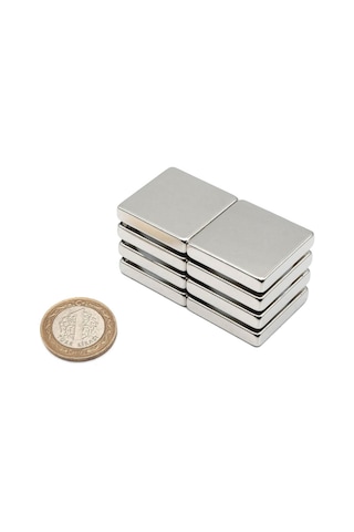 25x25x5 Mm Kare Neodyum Mıknatıs - N35 4 Adet