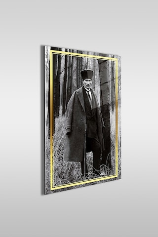 Atatürk Paltolu Siyah Beyaz 2 Dikey Cam Tablo