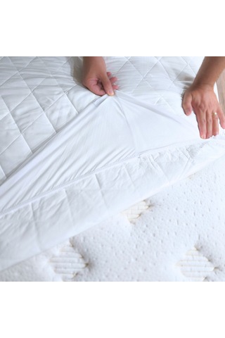 Çift Kişilik 180x200 Su Geçirmez Fitted Lastikli Yatak Koruyucu Alez Kapitone Silikon Elyaf Beyaz
