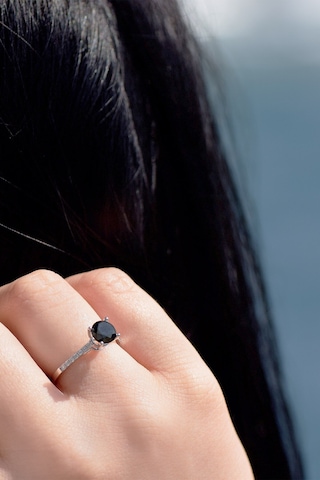 Siyah Pırlanta Tektaş Yüzük