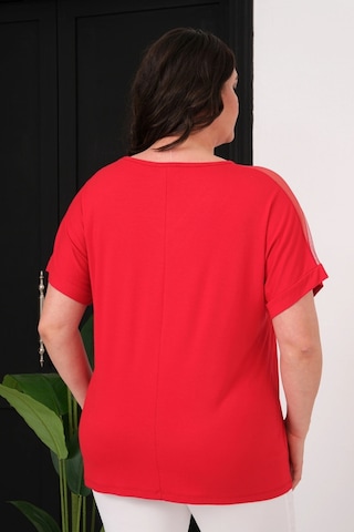 Aytemas Yakası Ve Omuz Tül Detaylı Bluz Kırmızı