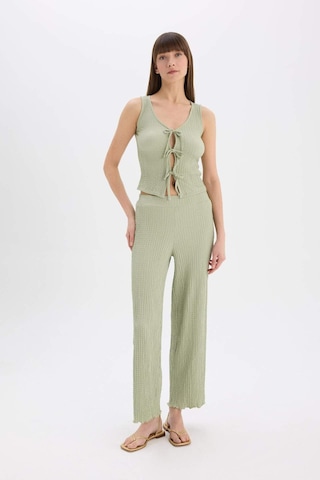 Defacto Wide Leg Geniş Paça Beli Lastikli Basic Düz Bürümcük Pantolon D3570AX24AUGN1105 Yeşil