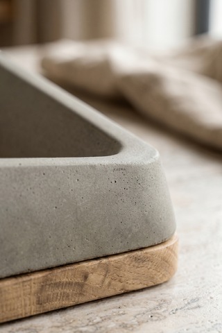 Kafna Beton Küllük Ahşap Tabanlı Dekoratif Masa Küllüğü