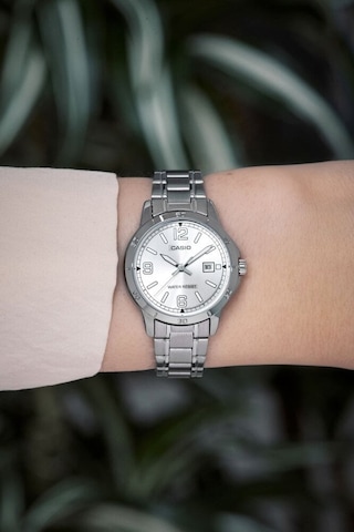 Casio LTP-V004D-7B2UDF Kadın Kol Saati