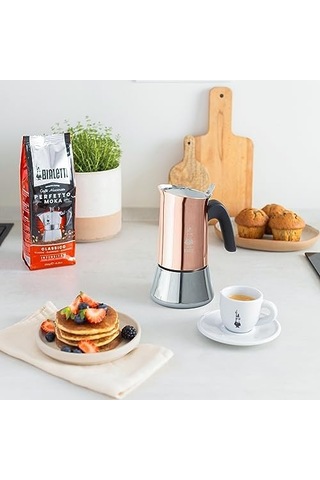 Yeni Venus Kahve Makinesi 2 Bardak, Yanma Önleyici Sap, İndüksiyon İçin Uygun Değil, 2 Bardak 85 Ml , Paslanmaz Çelik, Renk - Bakır, Watt - 3600