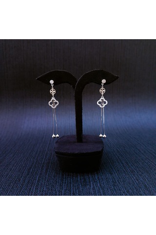 925 Ayar Sallantılı Tasarımlı Kadın Gümüş Küpe -sade Ve Şık Gümüş