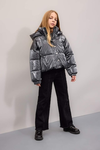 DeFacto Kız Çocuk Su İtici Kapüşonlu Fermuarlı Çıtçıt Kapamalı Mont C5765A824WNGR266 Gri