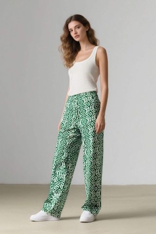 DeFacto Regular Fit Geniş Bol Paça Desenli Palazzo Pantolon D4631AX25SPGN698