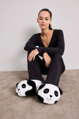 Defacto Kadın Panda Temalı Düz Taban Panduf C8509ax25wnwt55 Beyaz-wt55
