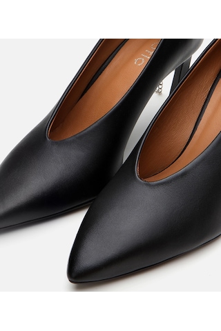 Hotiç Kadın Deri Siyah Zincir Detaylı Stiletto 01ayh304190a100 Siyah