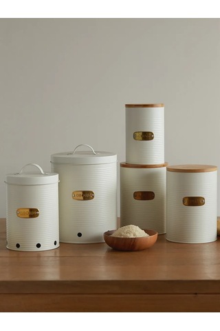 Smart Solutions 2,5 Litre Kapaklı Metal Sebze Saklama Kabı 275463132 Sütlü