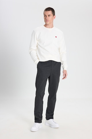 Wrangler Regular Fit Normal Kesim Normal Bel Dar Paça Antrasit Melanj Chino Pantolon WM03008ANM Antrasit Melanj