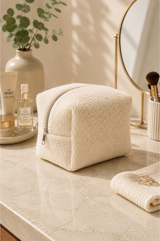 Misty Peluş Wellsoft Makyaj Çantası Fermuarlı Kadın Kozmetik Çantası, Seyahat Organizer, Yumuşak Dokulu Bakım Çantası