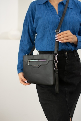 Sanmorris Kadın Suni Deri Ayarlanabilir Çapraz Askılı Ve El Askılı Siyah Mat Portföy, Clutch Çanta S-1360 Mat Siyah