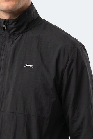 Slazenger Reckon Erkek Dik Yaka Fermuarlı Siyah Yağmurluk