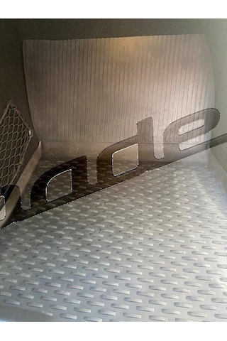 2019-2020 Mercedes B Serisi 3d Kauçuk Kokusuz Havuzlu Pas