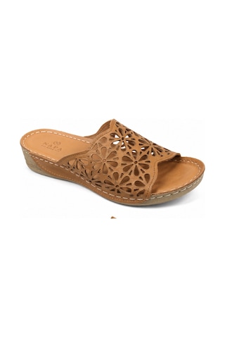 N Napa Shoe Np.226l.kahve Deri Napa Shoe Kadın Ortopedik Dolgu Topuk Günlük Terlik Lazer Kesim Çiçek Desenli Hafif Ve Konforlu Taba Terlik