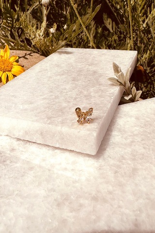 Kurdele Fiyonk Tasarım Zirkon Taşlı Şık Altın Renk Çelik Piercing Tragus Helix Stainless Steel